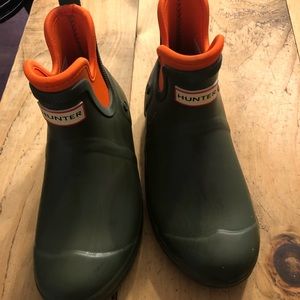 Hunter for Target Chelsea Rain Boot /size 8/Army Green/EUC
